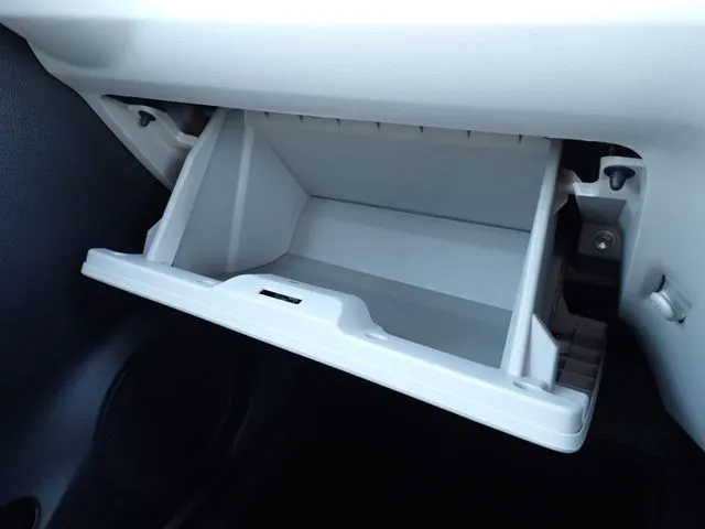 ミラ　イース（ダイハツ）の車両写真