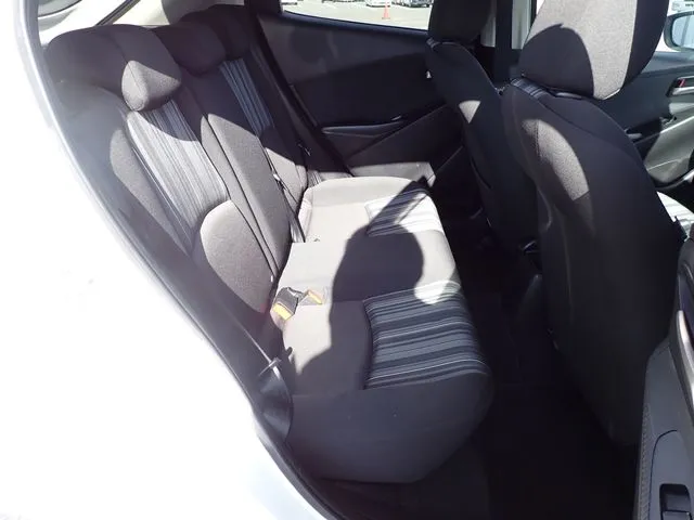 MAZDA2(マツダ)の車両写真