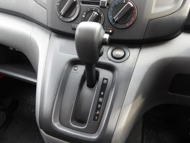 ＮＶ２００バネットバン（ニッサン）の車両写真