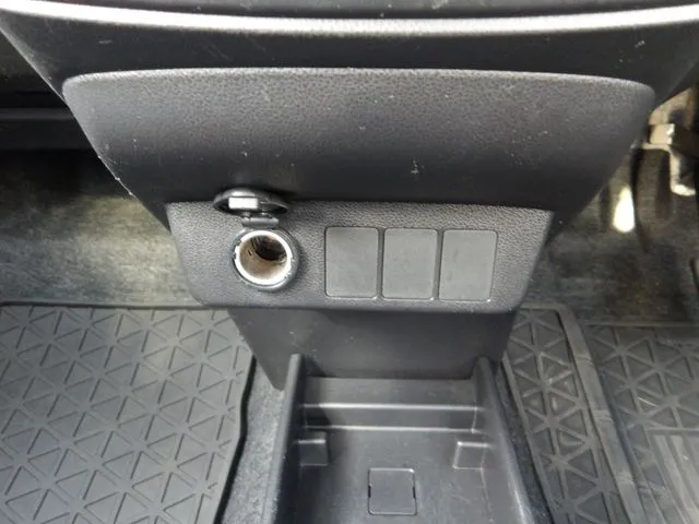 ミラ イース 4WD(ダイハツ)の車両写真