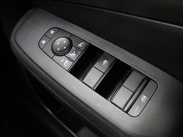 ノート(ニッサン)の車両写真