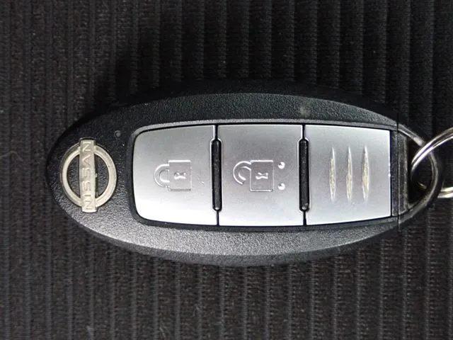 ノート(ニッサン)の車両写真