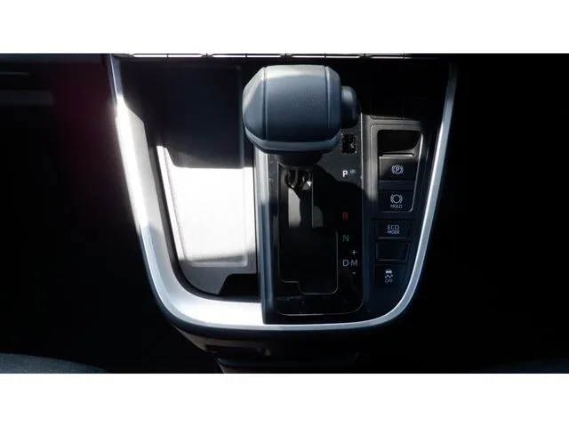 ヴォクシー(トヨタ)の車両写真