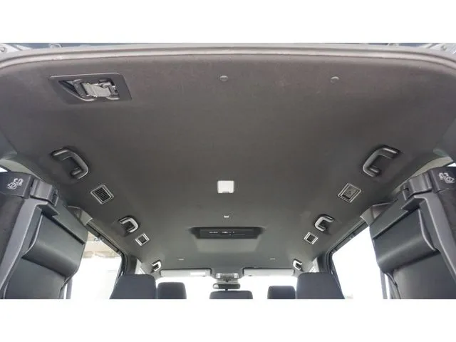 ヴォクシー(トヨタ)の車両写真