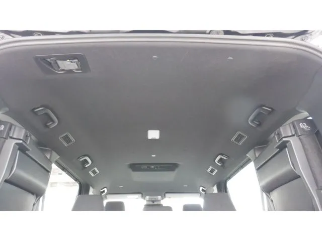 ヴォクシー(トヨタ)の車両写真