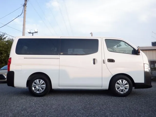 ＮＶ３５０キャラバン　１．２５ｔ（ニッサン）の車両写真