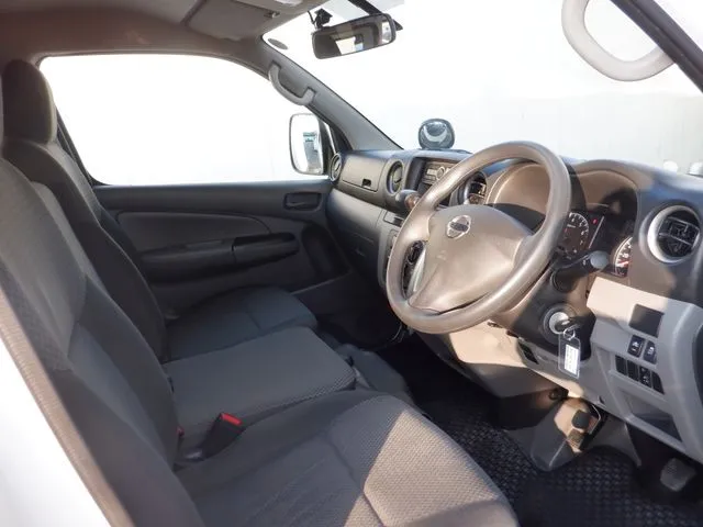 ＮＶ３５０キャラバン　１．２５ｔ（ニッサン）の車両写真