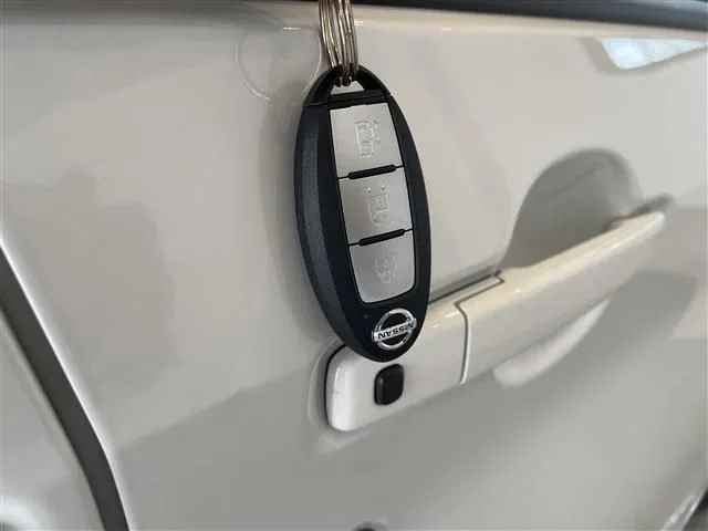 ルークス(ニッサン)の車両写真