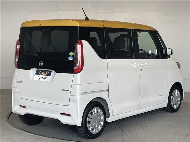 ルークス(ニッサン)の車両写真