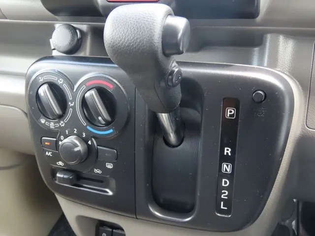 エブリイバン(スズキ)の車両写真