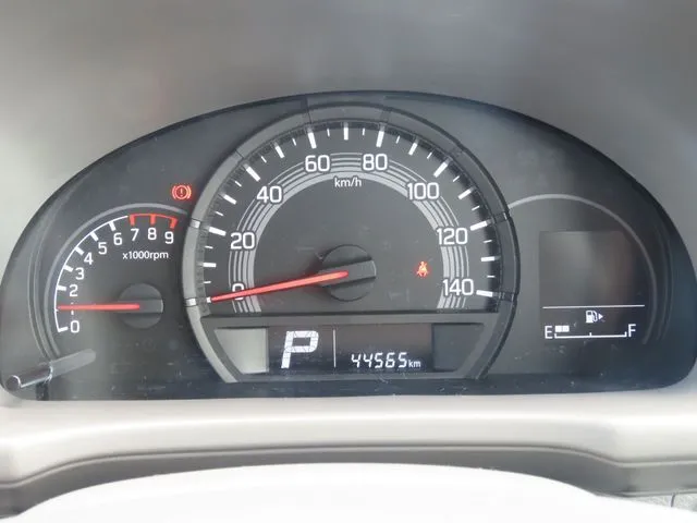 エブリイバン(スズキ)の車両写真