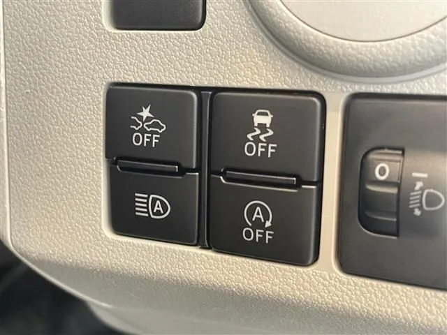 ミラ イース(ダイハツ)の車両写真