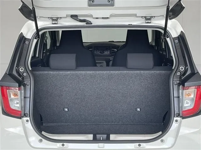 ミラ イース(ダイハツ)の車両写真