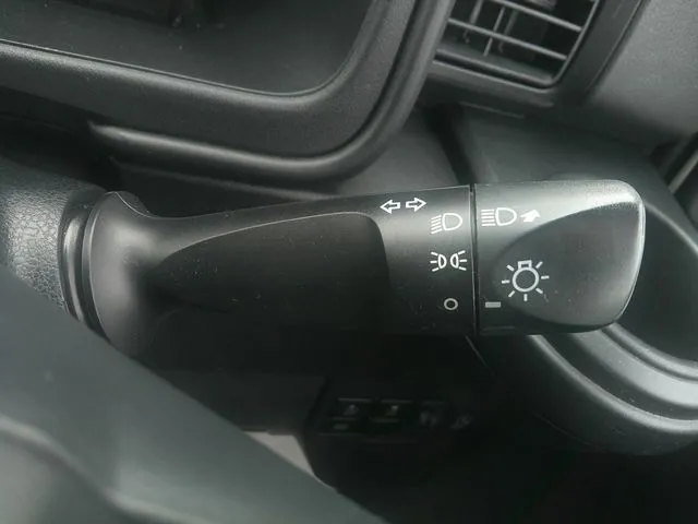 ハイゼットカーゴ 4WD(ダイハツ)の車両写真