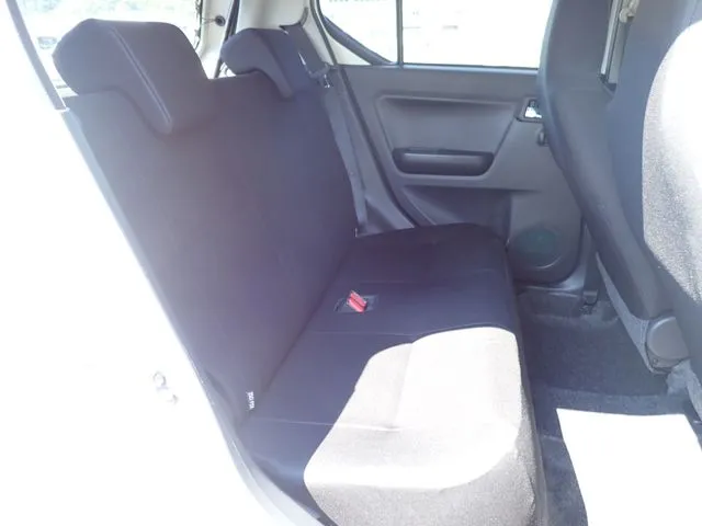 ミラ イース(ダイハツ)の車両写真