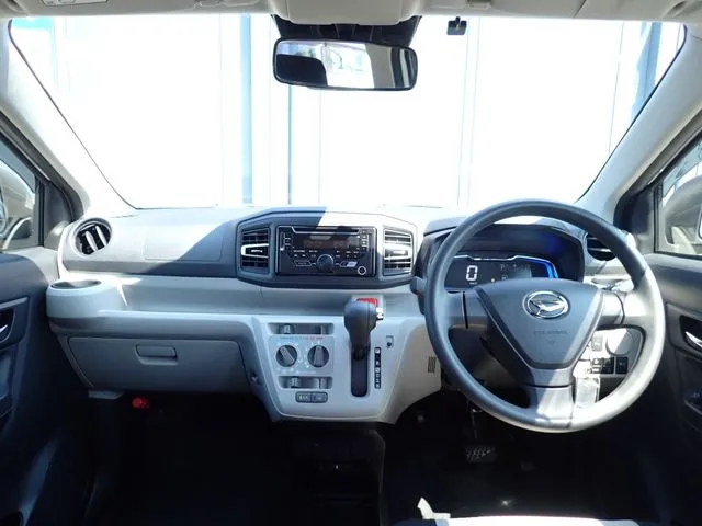 ミラ イース(ダイハツ)の車両写真