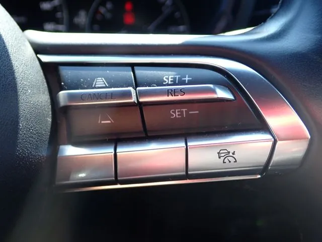 MAZDA3 ファストバック(マツダ)の車両写真