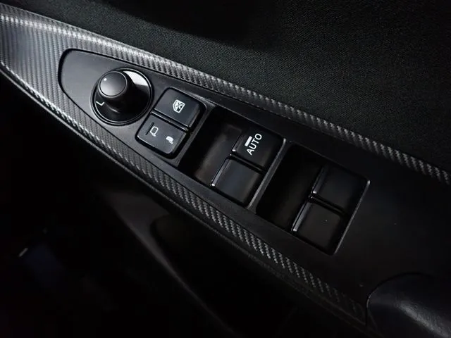 MAZDA2(マツダ)の車両写真