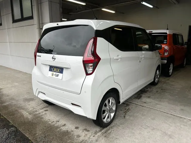 デイズ(ニッサン)の車両写真
