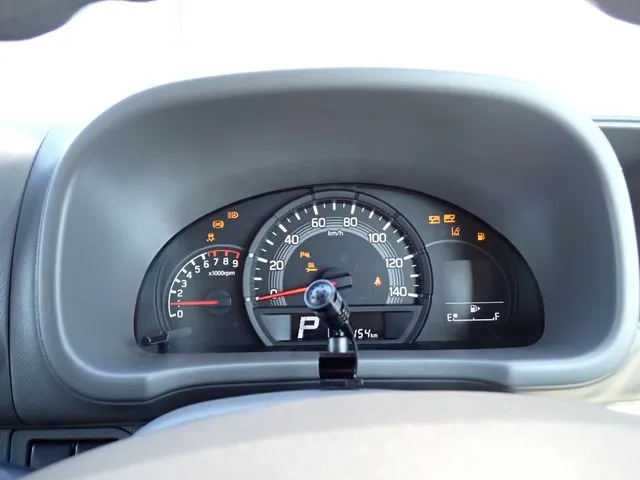 NV100クリッパー(ニッサン)の車両写真