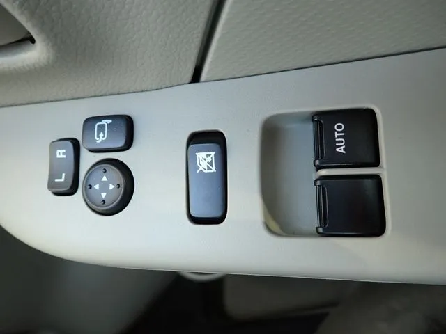 NV100クリッパー(ニッサン)の車両写真