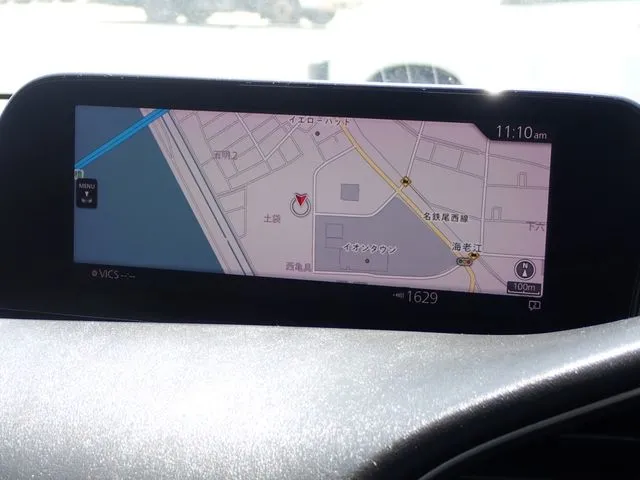 ＭＡＺＤＡ３　セダン（マツダ）の車両写真