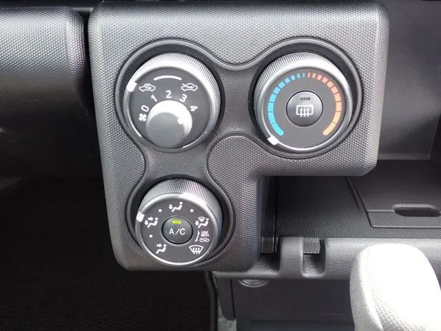 プロボックスバン 2WD(トヨタ)の車両写真