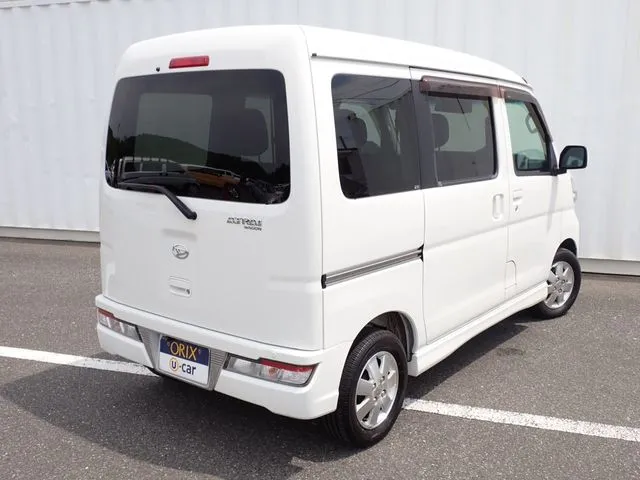 アトレーワゴン（ダイハツ）の車両写真