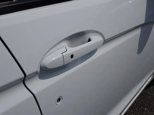 フィット ハイブリッド(ホンダ)の車両写真