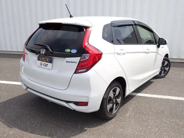 フィット ハイブリッド(ホンダ)の車両写真