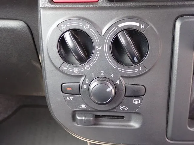 アルト（スズキ）の車両写真