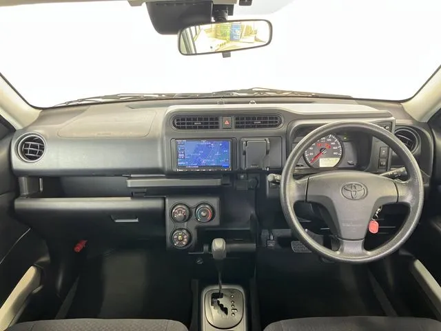 トヨタ　プロボックスバン　２ＷＤ