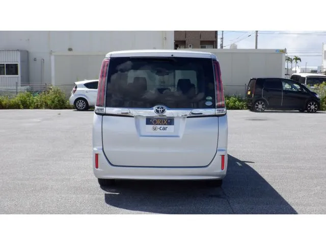 ノア(トヨタ)の車両写真