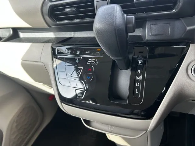 ルークス(ニッサン)の車両写真