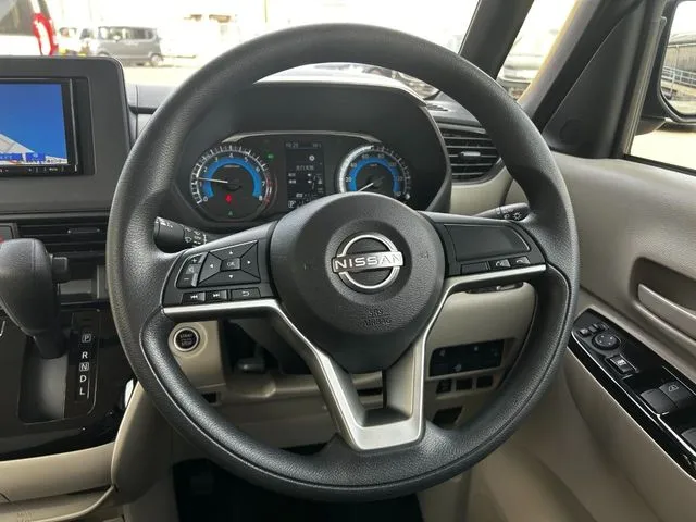 ルークス(ニッサン)の車両写真