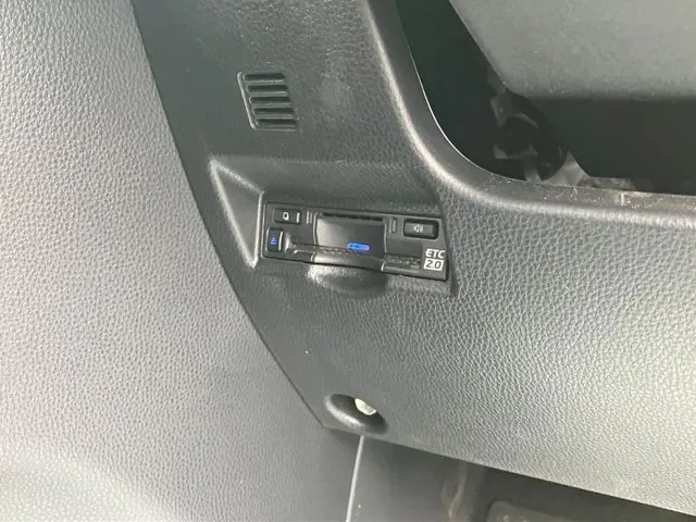 ノア　４ＷＤ（トヨタ）の車両写真