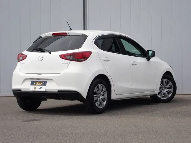MAZDA2(マツダ)の車両写真