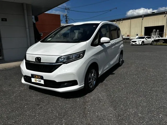 ホンダ　フリード　ハイブリッド