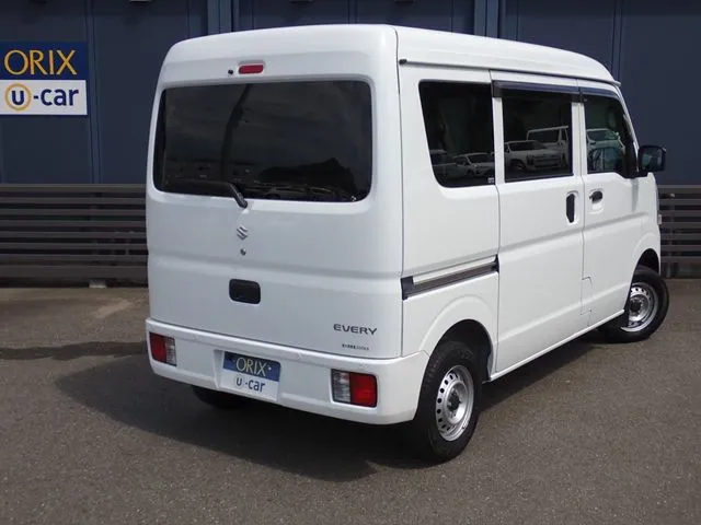 エブリイバン(スズキ)の車両写真