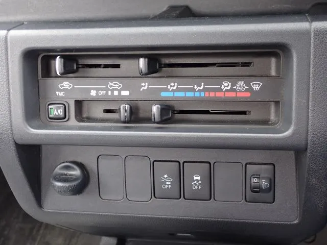 ハイゼットトラック(ダイハツ)の車両写真