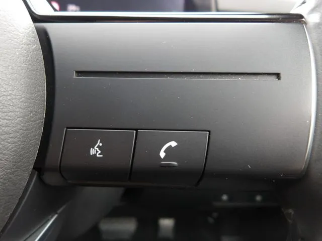 ノート 4WD(ニッサン)の車両写真