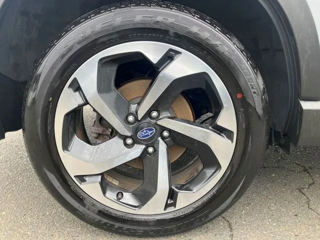 スバル　フォレスター