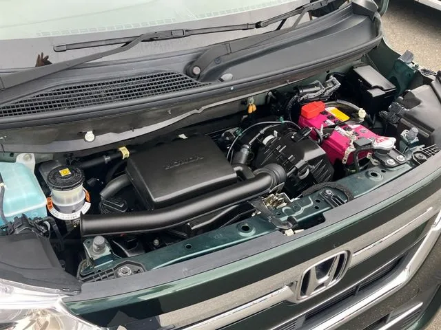 ホンダ　Ｎ　ＢＯＸ　４ＷＤ