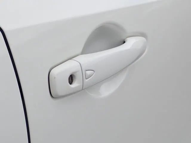ニッサン　ノート