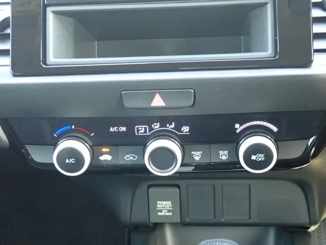 フィット(ホンダ)の車両写真