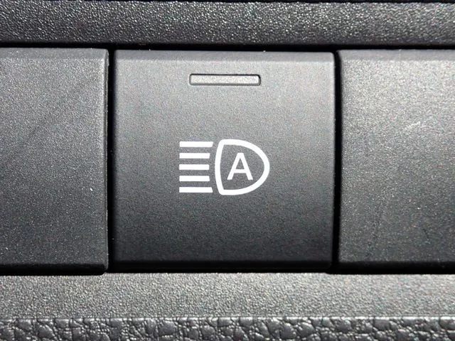 アクア（トヨタ）の車両写真