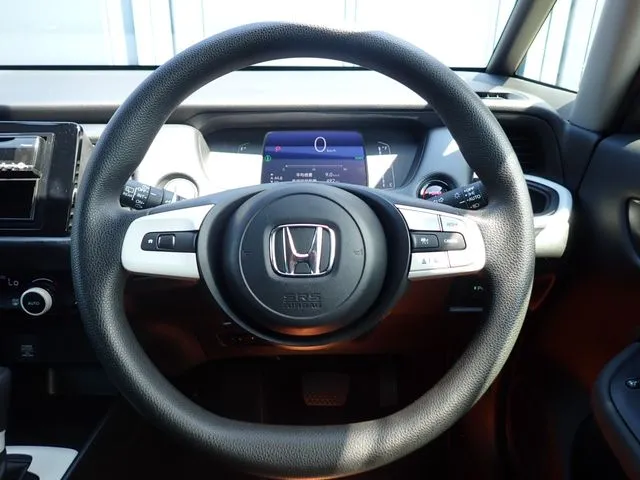 フィット e:HEV(ホンダ)の車両写真