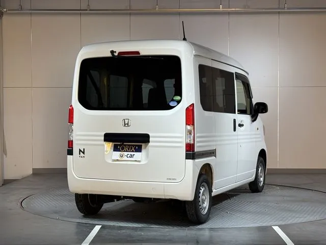 N-VAN 4WD(ホンダ)の車両写真