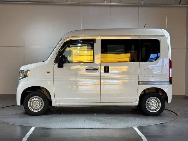 N-VAN 4WD(ホンダ)の車両写真