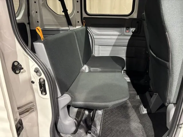 N-VAN 4WD(ホンダ)の車両写真
